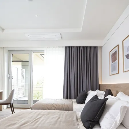 Elysian Jeju Golftel Отели рядом с достопримечательностью «Курорт и гольф-клуб Everis»