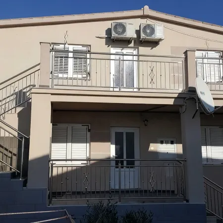 Lantana ex Villa Americana Ξενοδοχεία στην πόλη Karlobag
