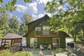 Lil Black Bear Inn