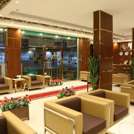 Golden Rest Hotel Отели рядом с достопримечательностью «Торговый центр Oasis»