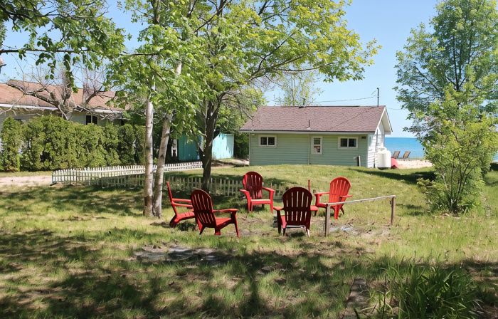 Lake Huron Cottage with Private Sandy Beach