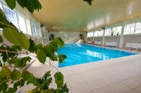 Dom Wczasowy Beskidy - piscina