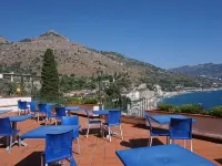 Bay Palace Mazzarò Hotels in der Nähe von Strand Spisone