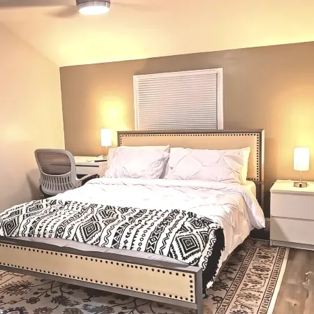 3-bedroom house in perfect Springfield with WiFi, AC