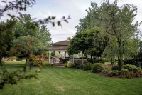 Newly renovated Carriage House, on lovely property near Intercourse, PA - Wifi