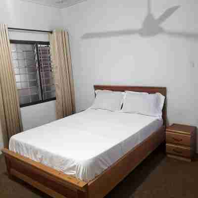 LC Lodge & Event Centre Rooms