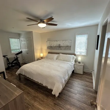 Charming 2-bedroom Stratton Mountain Condo with shuttle service