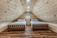 藍鳶尾格蘭伯裡湖畔小屋