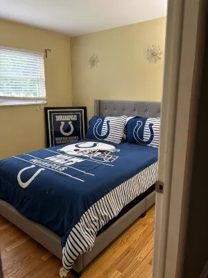 VRBO in the heart of Speedway.