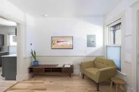 Cityscape Sanctuary: parking+laundry - 2-Star