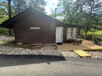NEW LISTING:Spring River:Creek Cabin, Private Footage on South Fork Spring River Hotels in Sharp County