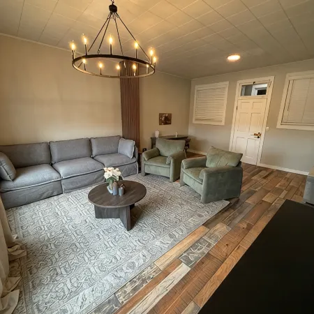 Historic Main Street Apartment A in Panguitch Utah