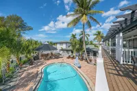 Tropic Isle at Anna Maria Island Inn - Merinäköala