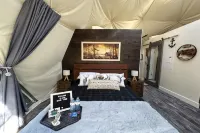 Pet-Friendly Glamping Dome close to Peggy’s Cove! - Bungalows