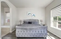 Cozy Single Story Retreat Near Sac Downtown