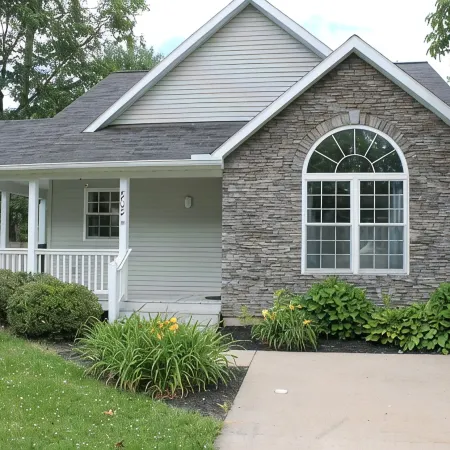 Lion’s Landing - PSU getaway! Everything needed for a fun, hassle-free stay!