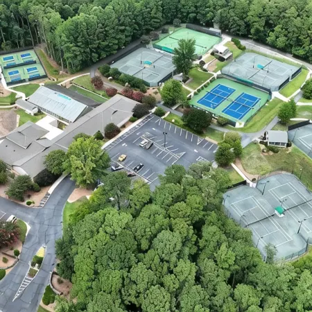 Lakefront Condo Lake Keowee • Resort Amenity • Modern Luxury Vibe • Dog Friendly