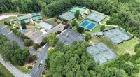 Lakefront Condo Lake Keowee • Resort Amenity • Modern Luxury Vibe • Dog Friendly