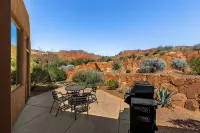 "SERENE DESERT GETAWAY" La Casa Coyote, Kayenta Art Village W/Views of Red Rock