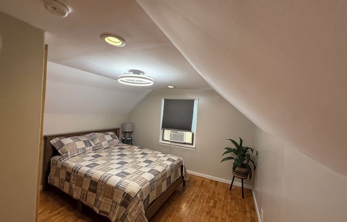 Charming 3-bedroom house in lovely Presque Isle with WiFi, AC