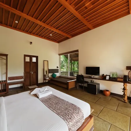 Aalterra Resort by the Almanac
