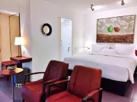 KoenoKoeni Boutique Hotel - parking