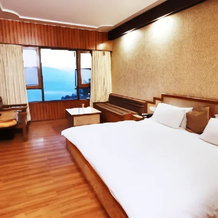 Hotel Vishnu Palace