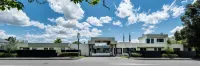 Portmans Motor Lodge - Pools