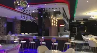 Qu Lin Resident - bar
