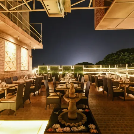 Hotel Roopa