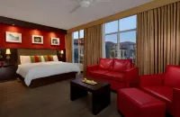 S Hotel Kingston - 4-Star