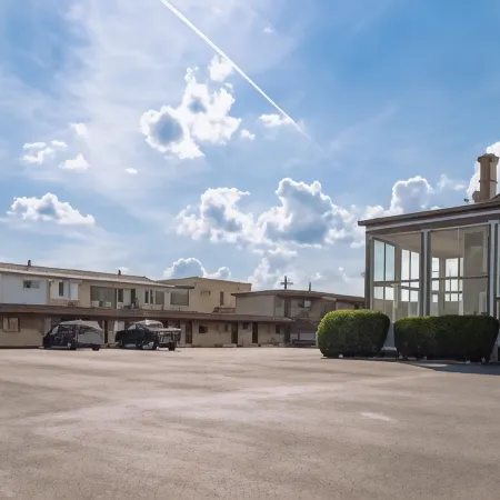 DuBois Manor Motel