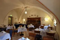 Romantik Hotel Tuchmacher - breakfast