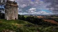 Lodge with River View - Sleeps 6 - Pet Friendly - Wifi