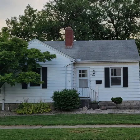 Great Location - 3 miles to Cedar Point Park, 2.8 miles to CP Sports  Force Park