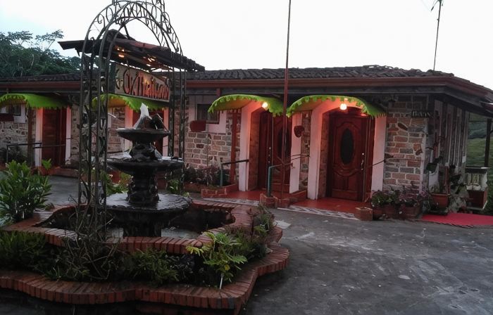 Mountain Lodge CheTica