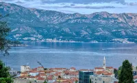 Sea View Studio Terminal