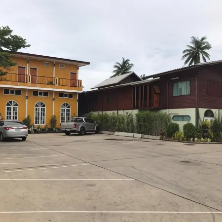 Chuchaiburi Sri Amphawa