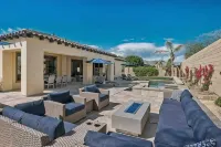 Walk to Festivals From a Modern Dream House Near La Quinta - Holiday bungalows