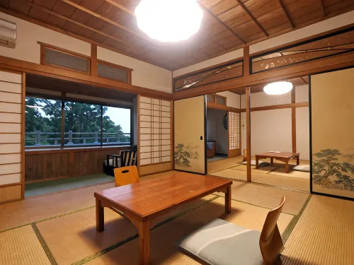 宿坊 観證院 山楽荘 - 駐車場