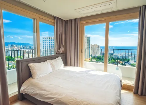 Whalezip the bluetera ocean stay - Kolam Renang