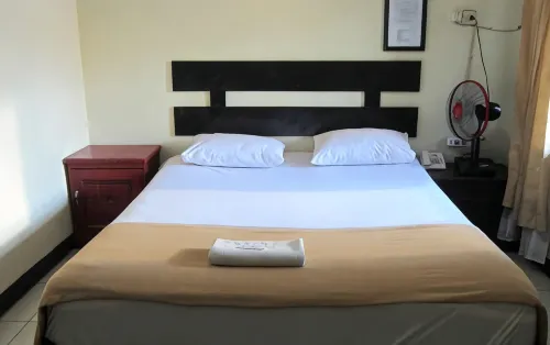 Hotel Adis Syariah - Bintang 2