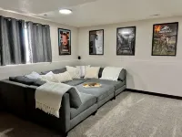Luxury Stay w/ Movie Room, Coffee Bar, 2 King Suites, Firepit — Black Hills View