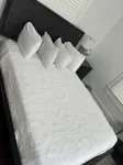Renovated Peaceful Luxury Walk to Mall Park Publix - 4-Star