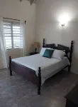 Beautiful island getaway, close proximity to popular beaches and historic site A โรงแรมใน