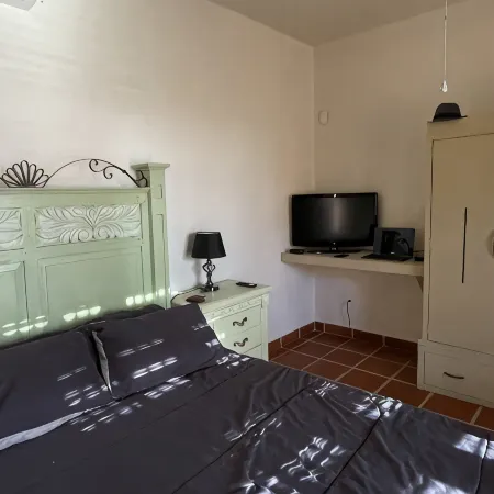Villa de la Luna Loreto - Short walking distance to the beach and golf course.