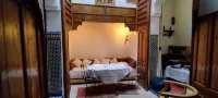 Dar Sghira: Private Fully Renovated Small Riad, Rooftop, Heart of Medina, Fiber - 2-Star