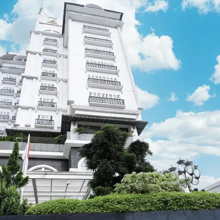 Amaroossa Royal Bogor