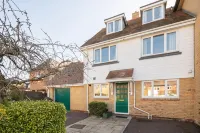 Abingdon House - 4 Br on the Marina - Wifi