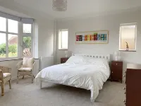 Lovely seaside chalet with just a 2 minute walk to the beach! - 3-Star